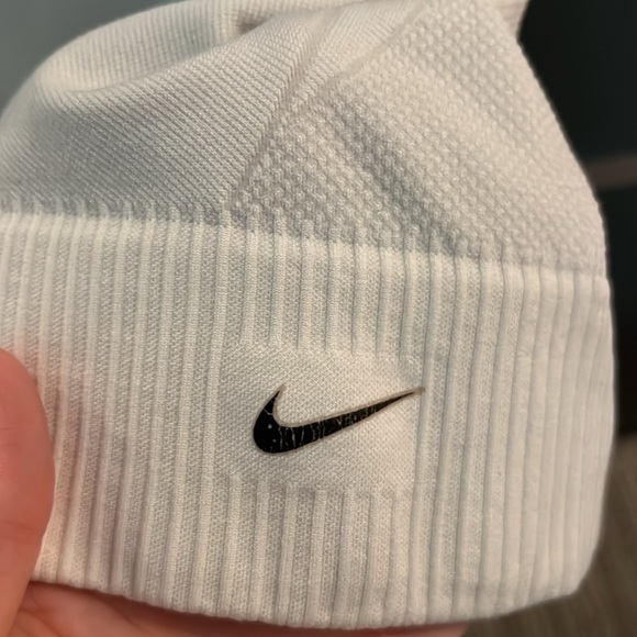 Nike Fit Dry Tank Top - Picture 3 of 4